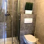 Wilcza 54 Prywatne Mieszkanie Z Balkonem W Centrum 400m Od Dworca Centralnego Samodzielne Zameldowanie! Self Check-in System! * Warschau
